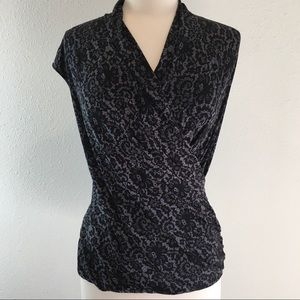 Vince Camuto black & gray faux lace top M